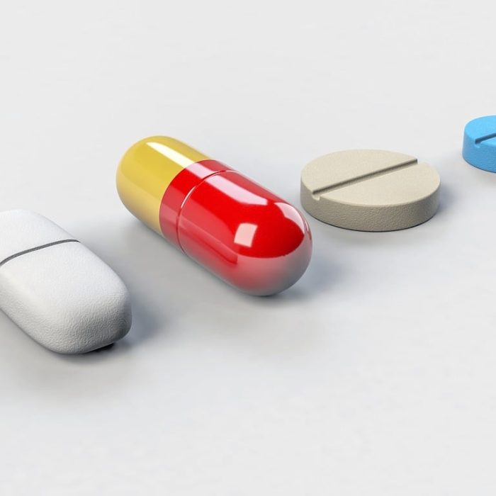 pill-1884775_1280 (1)